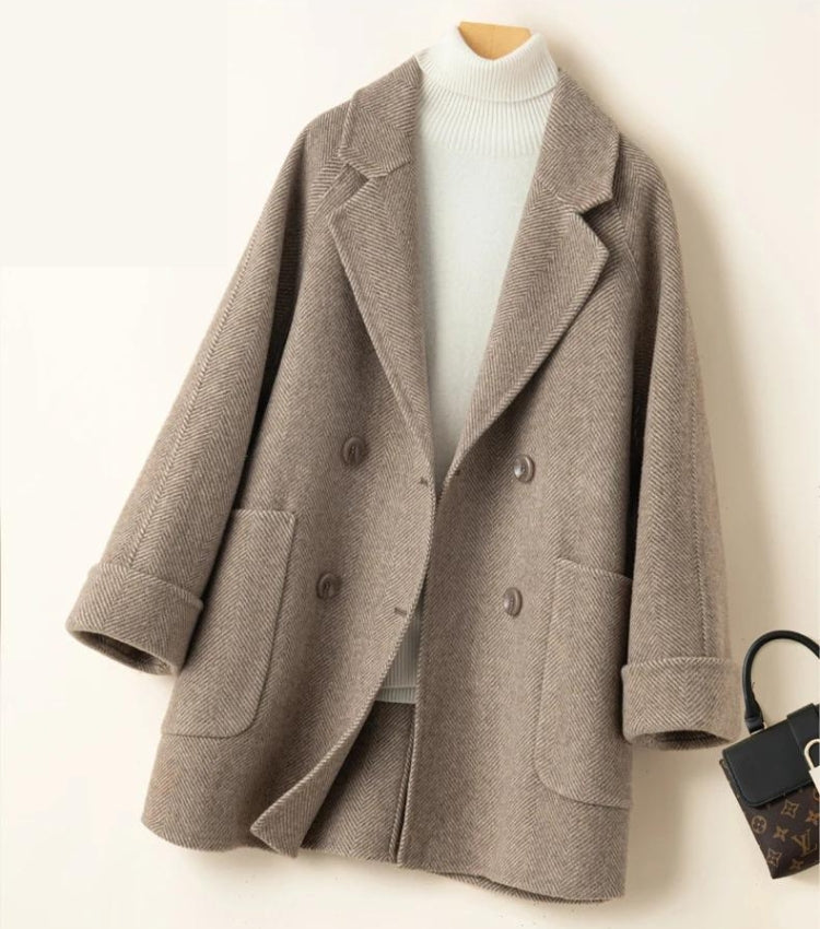 Elegantie Herdefinieerd: Herringbone Halflange Wollen Jas
