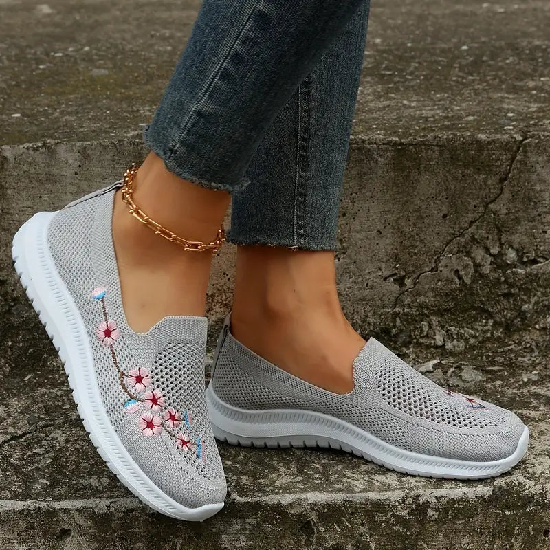 ChicStride: Elegante Orthopedische Designer Sneakers voor Dagelijks Comfort
