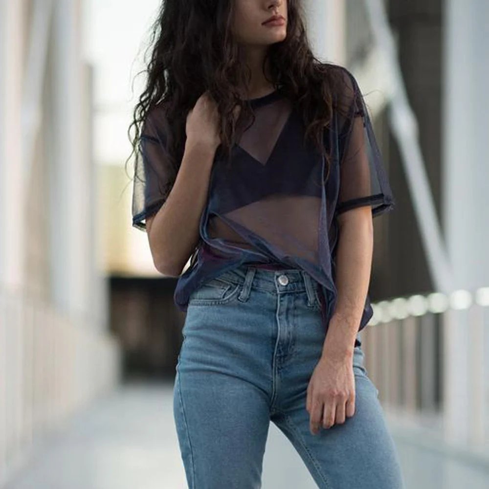 Tinka - Stijlvolle Sheer Top