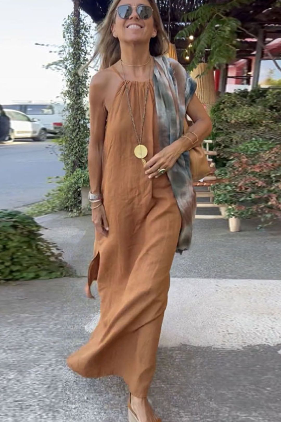 Lara's Lange Zwarte Zomerjurk