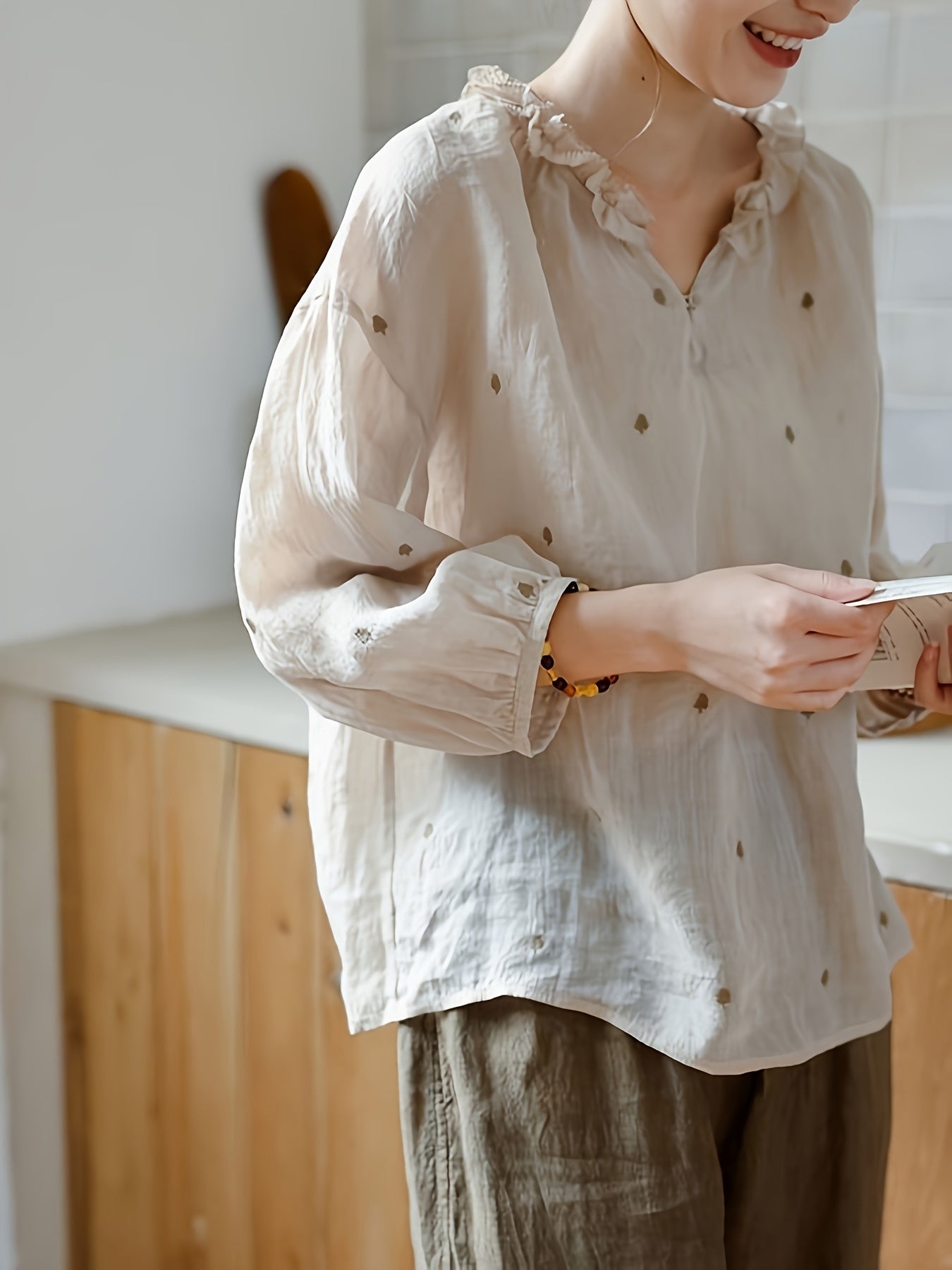 Chique Katoenen Geborduurde Shirt - Ideaal voor Lente/Zomer