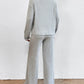 Chique Comfort: Geribbelde Gebreide V-Hals Ensemble - Elegante Lange Mouwen Top & Gezellige Broek