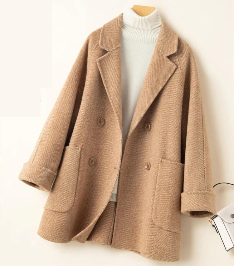 Elegantie Herdefinieerd: Herringbone Halflange Wollen Jas