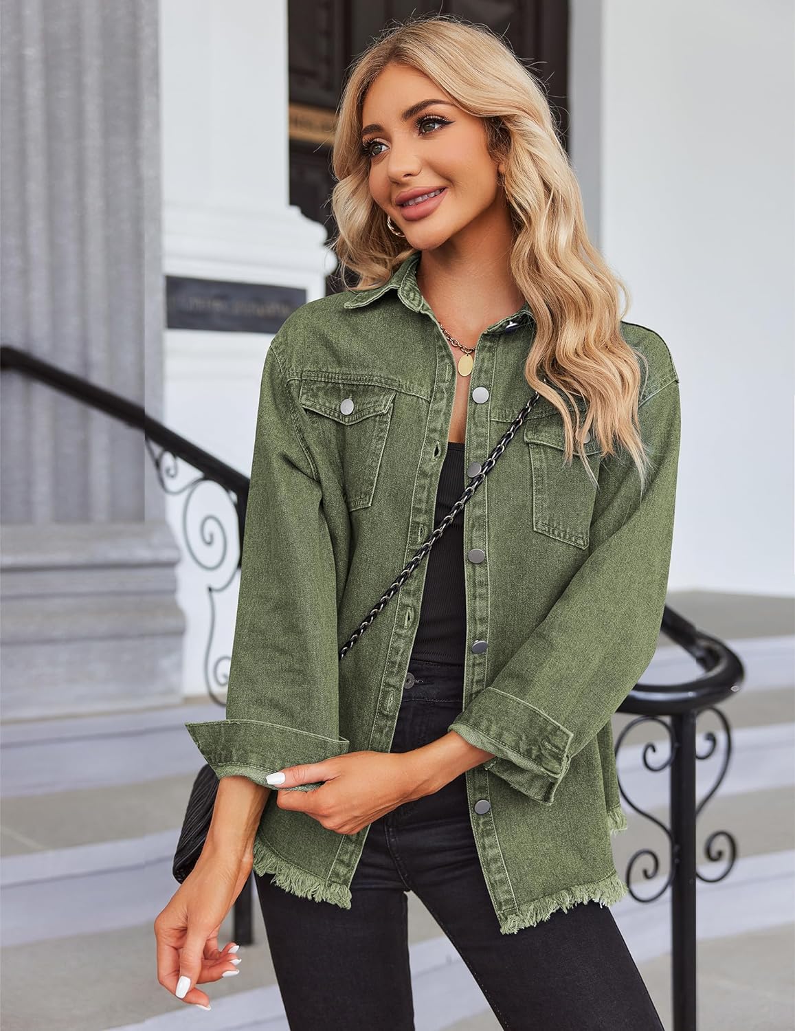 Chique Dames Spijkerjack - Ripped & Stretchy, Oversized met Zakken