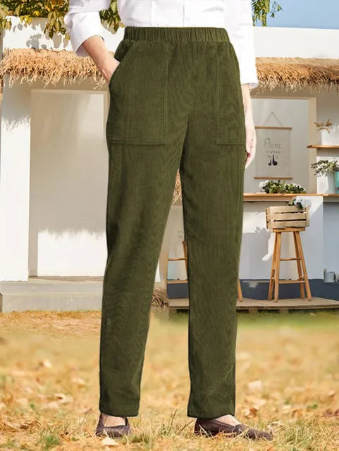 Chique Comfort: Elegante Dames Corduroy Casuals