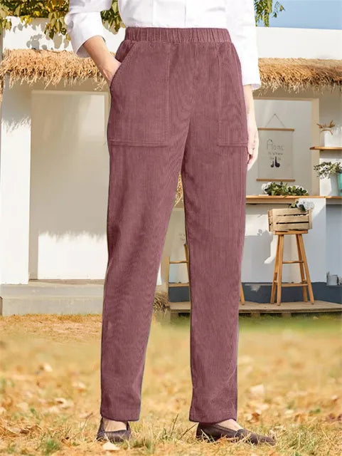 Chique Comfort: Elegante Dames Corduroy Casuals