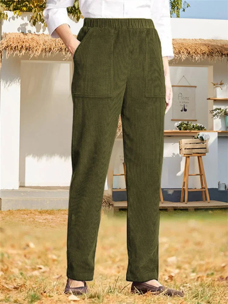 Chique Comfort: Elegante Dames Corduroy Casuals