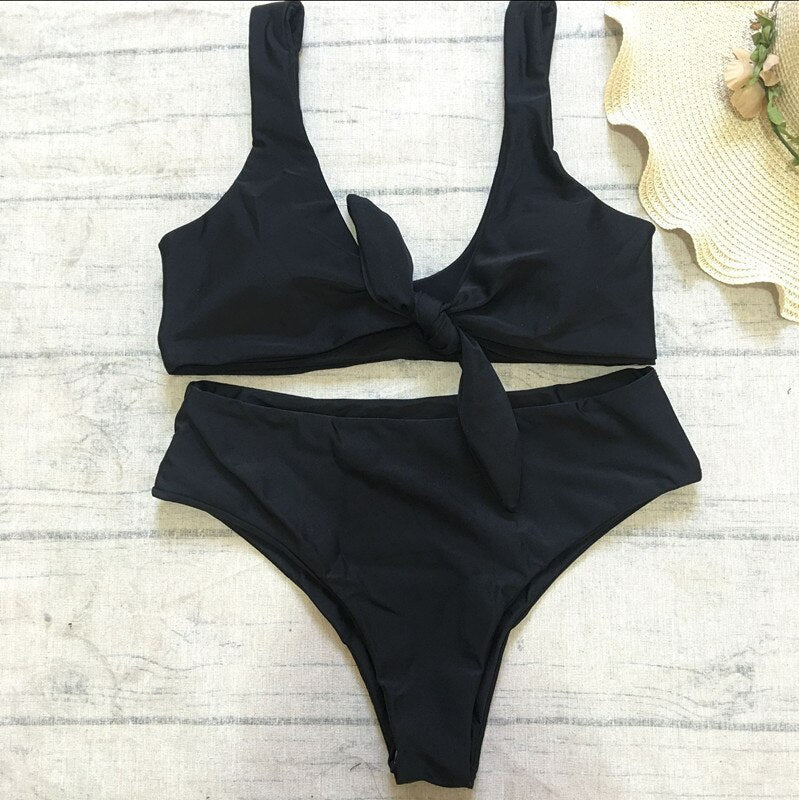 Cara - Zwart Rugloos Push-up Badpak met Braziliaanse Knoop