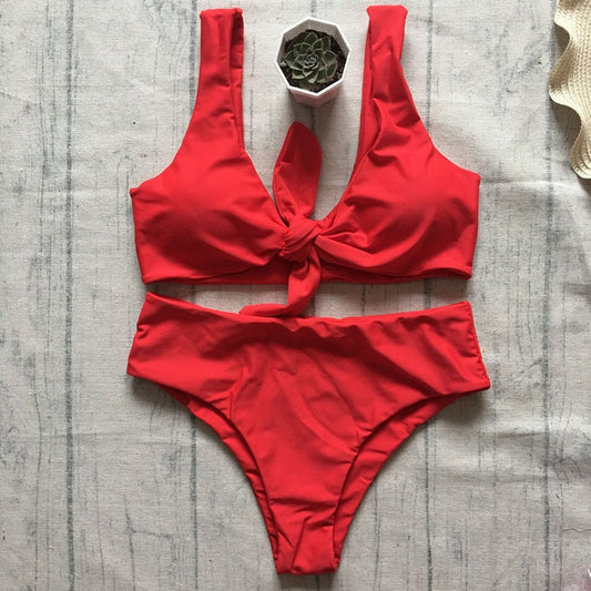 Cara - Zwart Rugloos Push-up Badpak met Braziliaanse Knoop