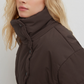 Elegante Halflange Jas: Veelzijdige Stijl & Warmte voor Alle Seizoenen
