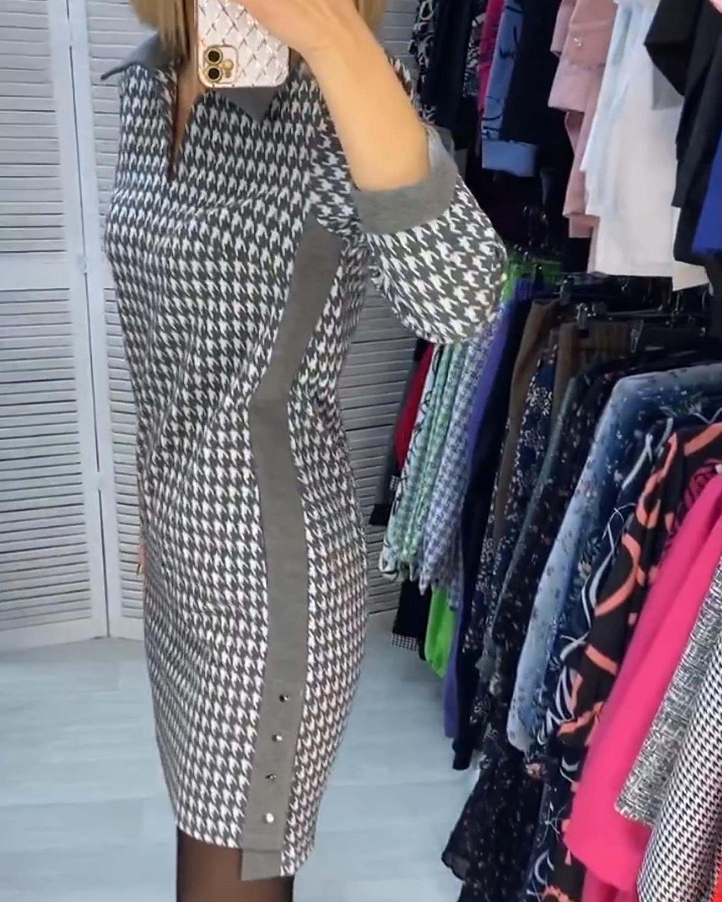 Corina - Ongedwongen Midi-jurk
