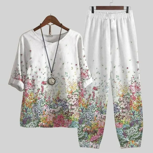 Chique Damescombinatie: Stijlvolle Korte Mouwen Shirt en Broek