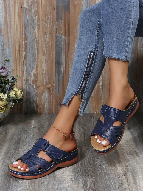Zwarte Orthopedische Wig Sandalen - Vanessa