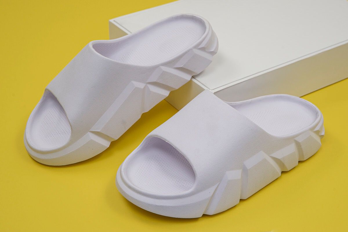 UltraComfort Strand Slippers: Stijl & Gemak