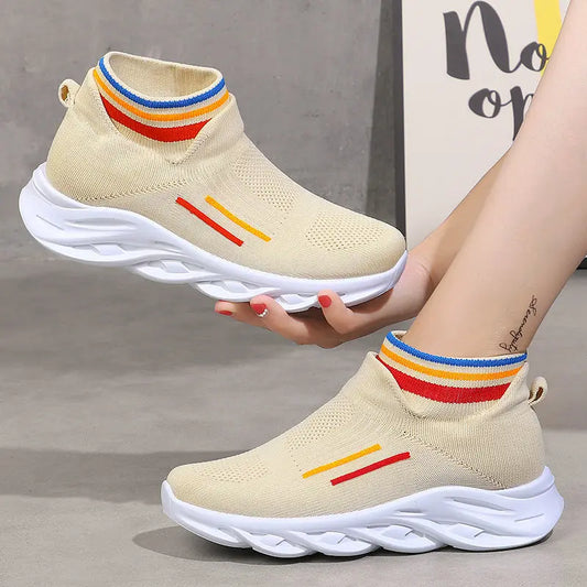 Noor - Ademende Slip-On Sneakers