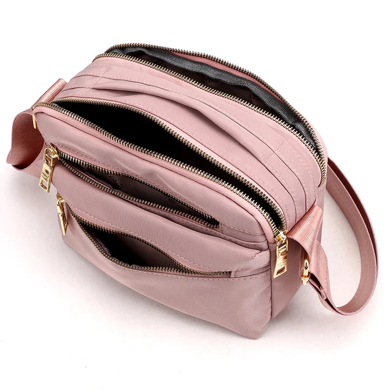 Roze Nylon Crossbody Tas - Roxana