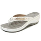 Hatty - zacht gevoerde teenslippers